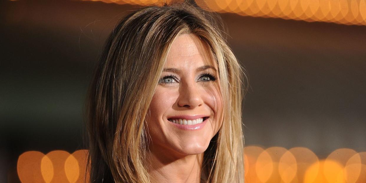 jennifer aniston christmas tree