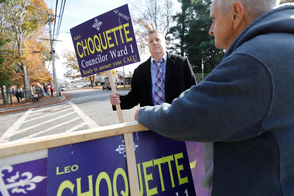 Leo Choquette took Ward 1 over incumbent William "Brad" Markey, 1,137 to 1,023.