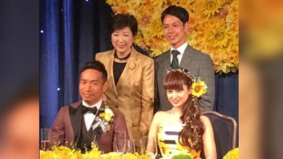 平愛梨結婚時，小池也出席婚禮。（圖／翻攝自推特）