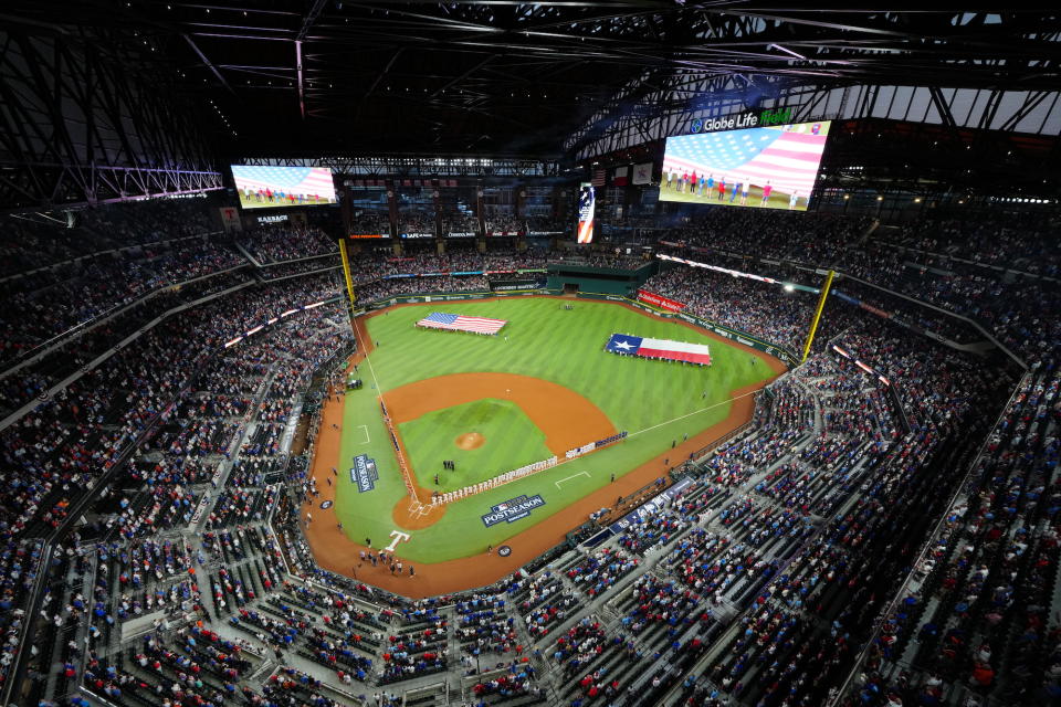 Globe Life Field in Arlington, Texas, afgebeeld vóór Game 3 van de ALCS.  (Daniel Shirey/MLB-foto's via Getty Images)