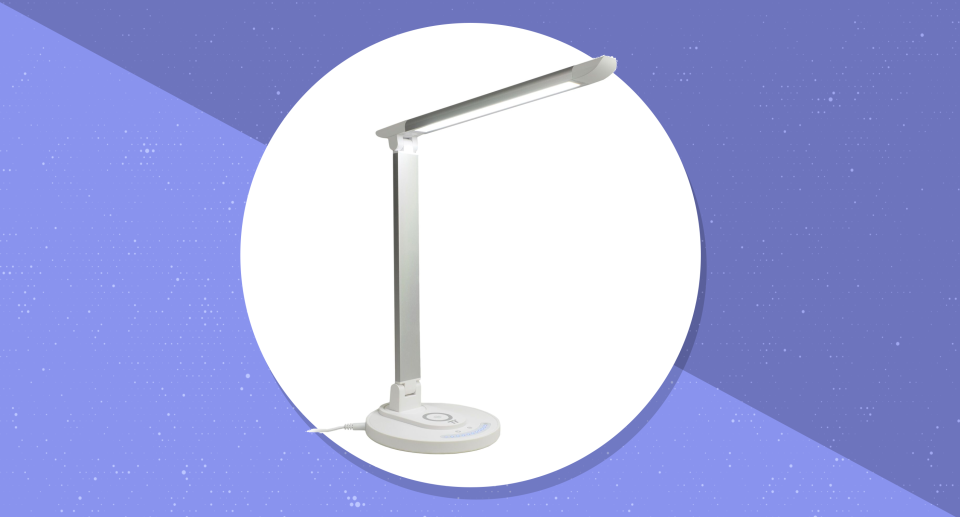 Save 40 percent on this TaoTronics LED Lamp. (Photo: Until Gone)