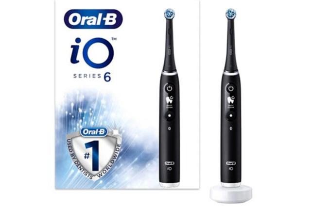 Oral-B Pro 3 3900 Cross Action Electric Toothbrush Duo Pack, Toiletries