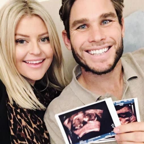 Emma and Tom are expecting their first baby together. Cute! Photo: Instagram/emmahawkins_