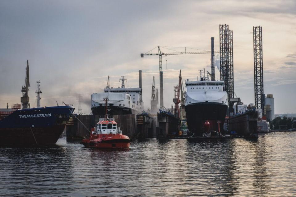 Ships moored in dock in Gdynia, Poland. Michal Mrozek / Unsplash