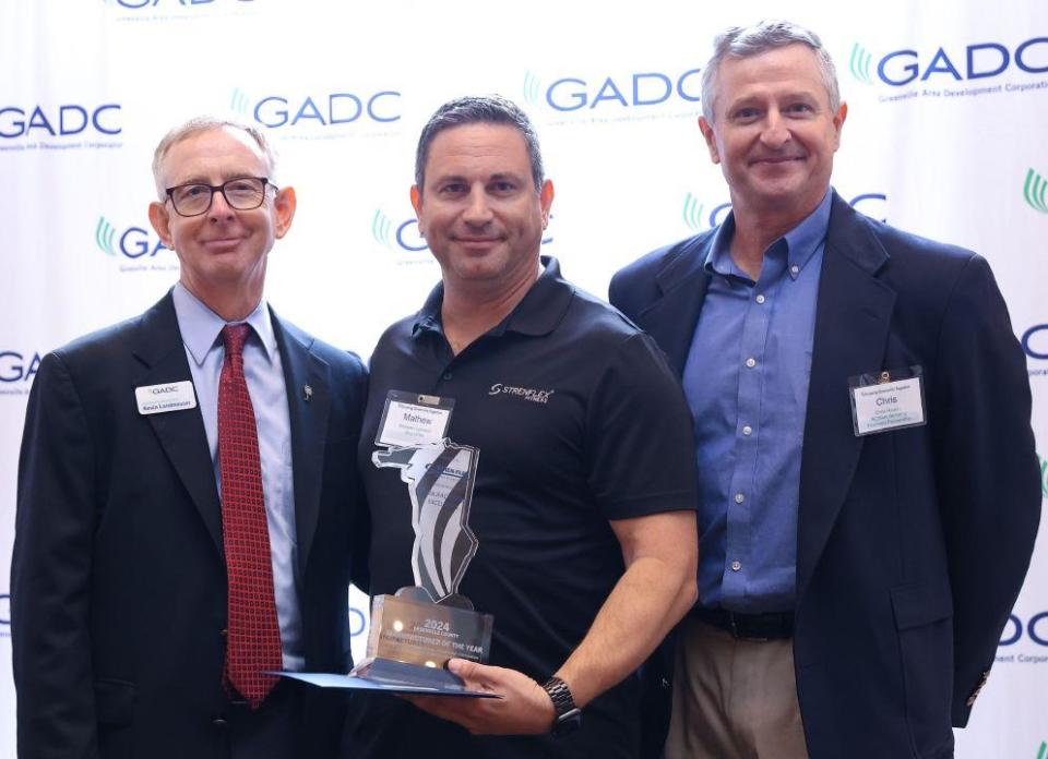 From left, Kevin Landmesser, GADC Interim President and CEO; Mathew Lupinacci, STREN-FELX Executive Vice President; and Chris Rauch, SCMEP Regional Vice President