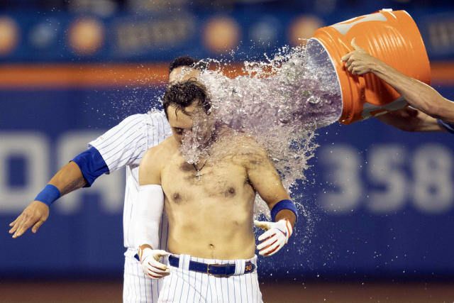 With No Stopper, Mets' Shot at Victory Goes Down Drain - The New