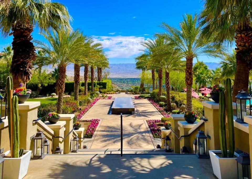 A backyard view at the ritz carlton rancho mirage