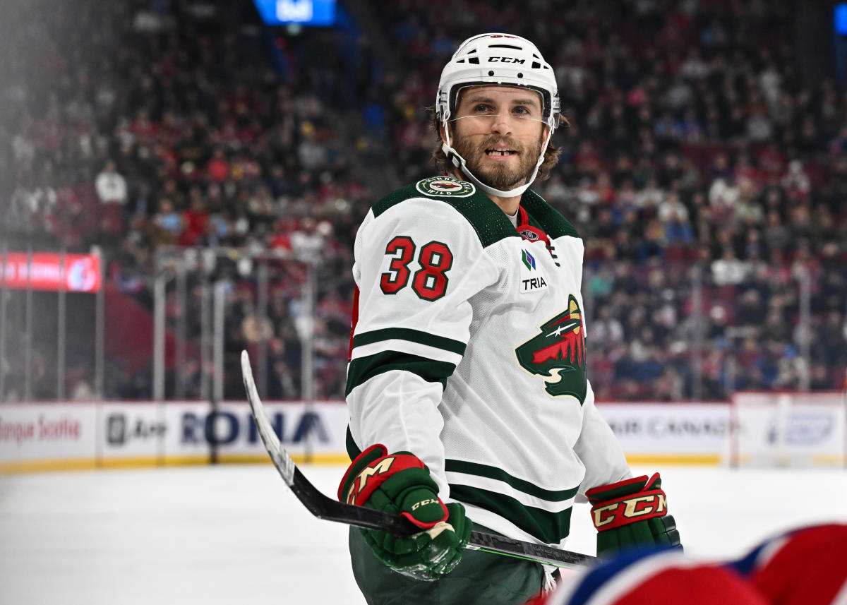 Fantasy Hockey Waiver Wire: Adding Ryan Hartman can do the trick