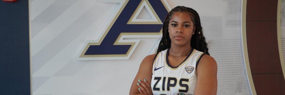 The University of Akron women's basketball team is adding two-time All-Ohioan and Hoban graduate Lanae Riley, who announced she is transferring to the Zips.