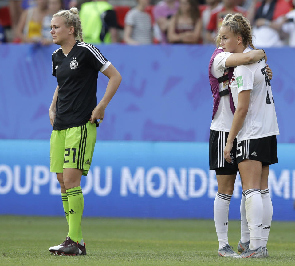 Players of Germany after loosing to Sweden in the Women's World Cup quarterfinal soccer match between Germany and Sweden at Roazhon Park in Rennes, France, Saturday, June 29, 2019. (AP Photo/Alessandra Tarantino)