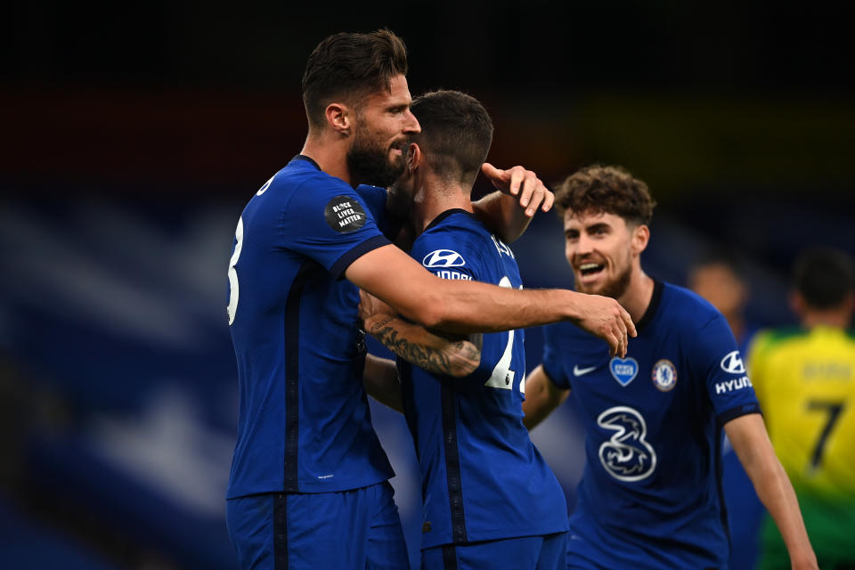 Olivier Giroud (left) scored the game-winning goal for Chelsea off a perfect cross by Christian Pulisic (middle). (Darren Walsh/Getty Images)