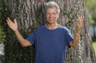 El pianista y compositor de jazz Chick Corea posa en Clearwater, Florida, el 4 de septiembre del 2020. El nuevo álbum doble de Corea, "Plays", estará disponible el viernes 11 de septiembre. (Mike Carlson/Invision/AP)