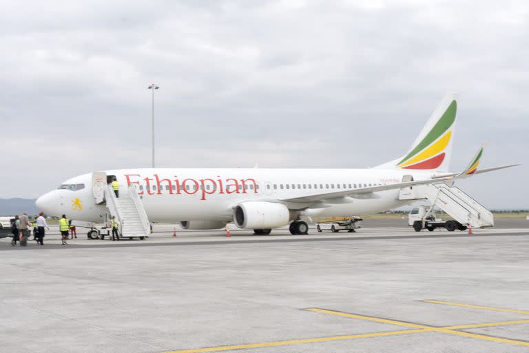 Ethiopian Airlines Boeing 737-800.