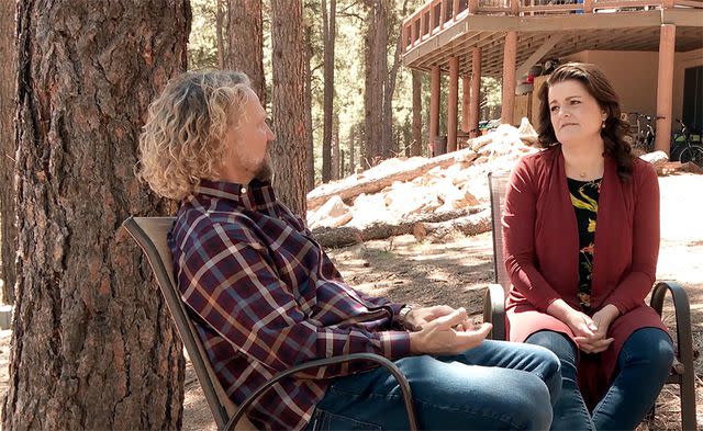 <p>TLC</p> (L-R) Kody Brown and Robyn Brown on 'Sister Wives'.