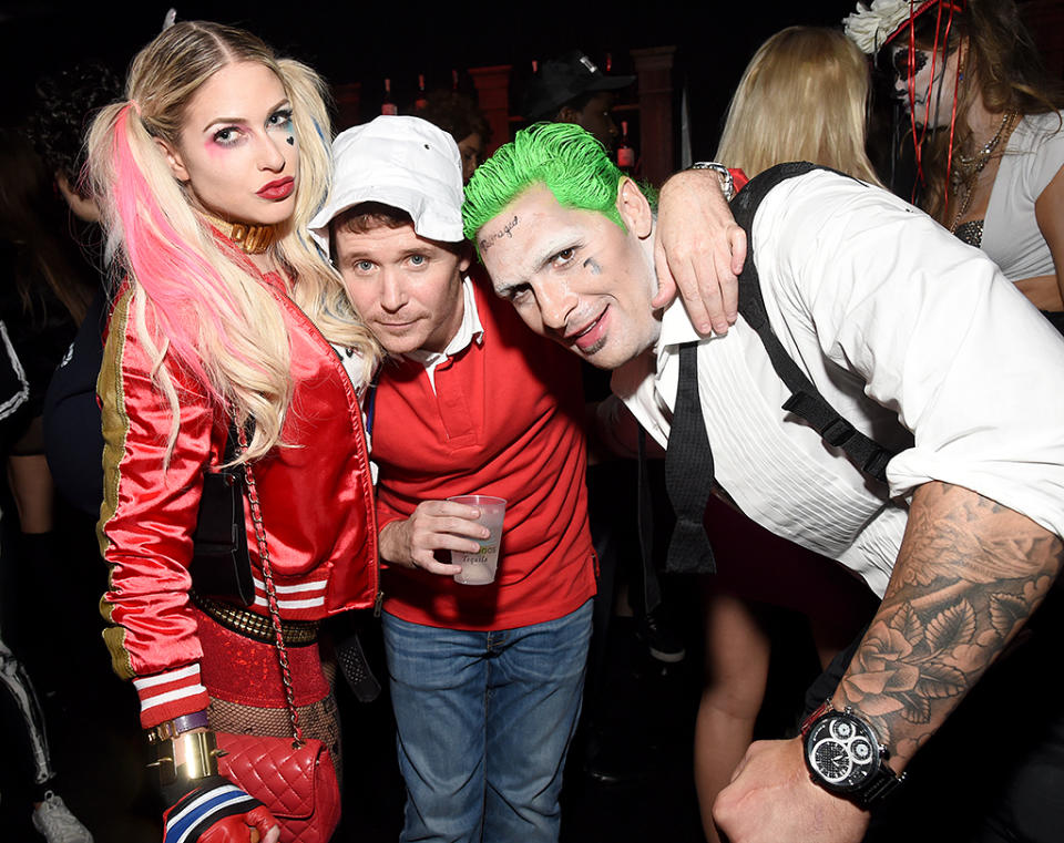 <p>Hey, little buddy! The former <i>Entourage</i> star (center) recycled his Gilligan costume from last year. It’s a crowd-pleaser! (Photo: Michael Kovac/Getty Images) </p>