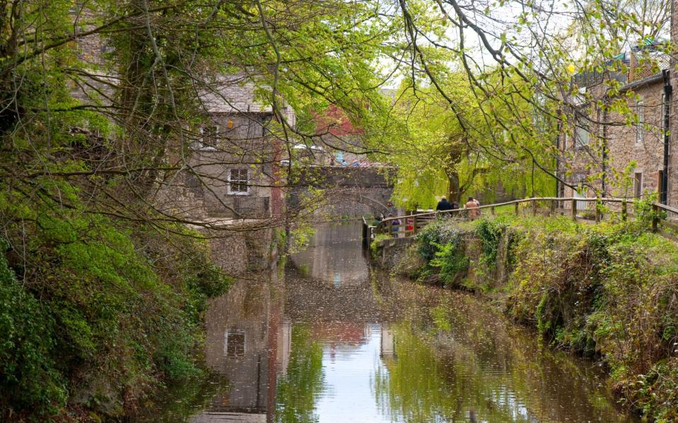 Canal walk Yorkshire