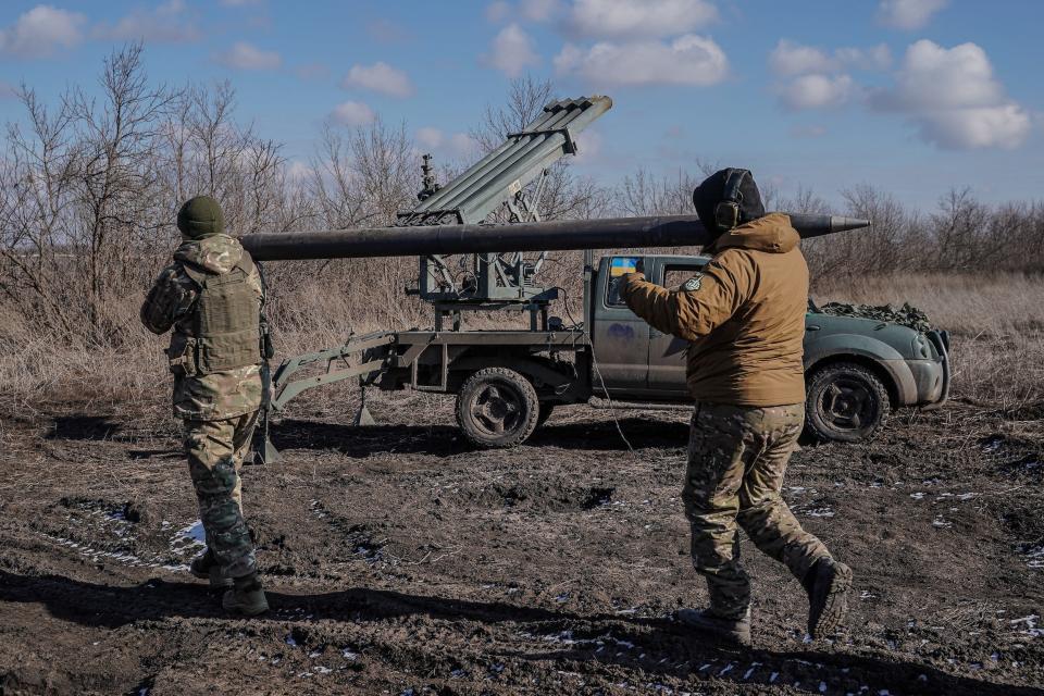 Ukrainian soldiers use pick-ups with installed elements taken from the Soviet multiple rocket launcher