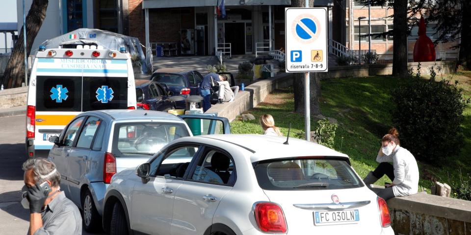 catugno hospital naples italy coronavirus cars