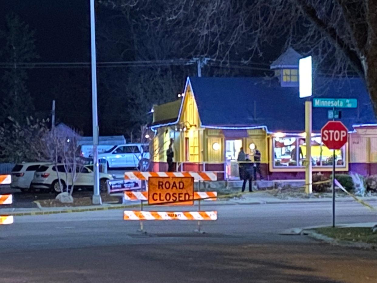 Police respond to the scene of a shooting outside Giliberto's restaurant on S. Minnesota Avenue in Sioux Falls early Sunday, Nov. 7, 2021.