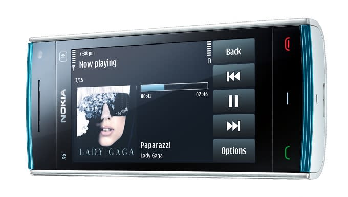 <b>Nokia serie X</b><br> This was especially designed for the young audience with its music compatibility.