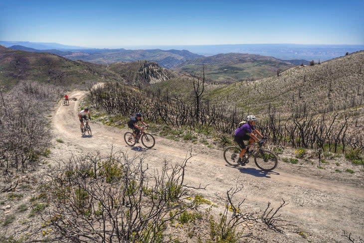 <span class="article__caption">Many riders ended up on foot for the 20-percent-plus gradient up to 8,200 feet.</span> (Photo: Devon Balet / Outside Events)