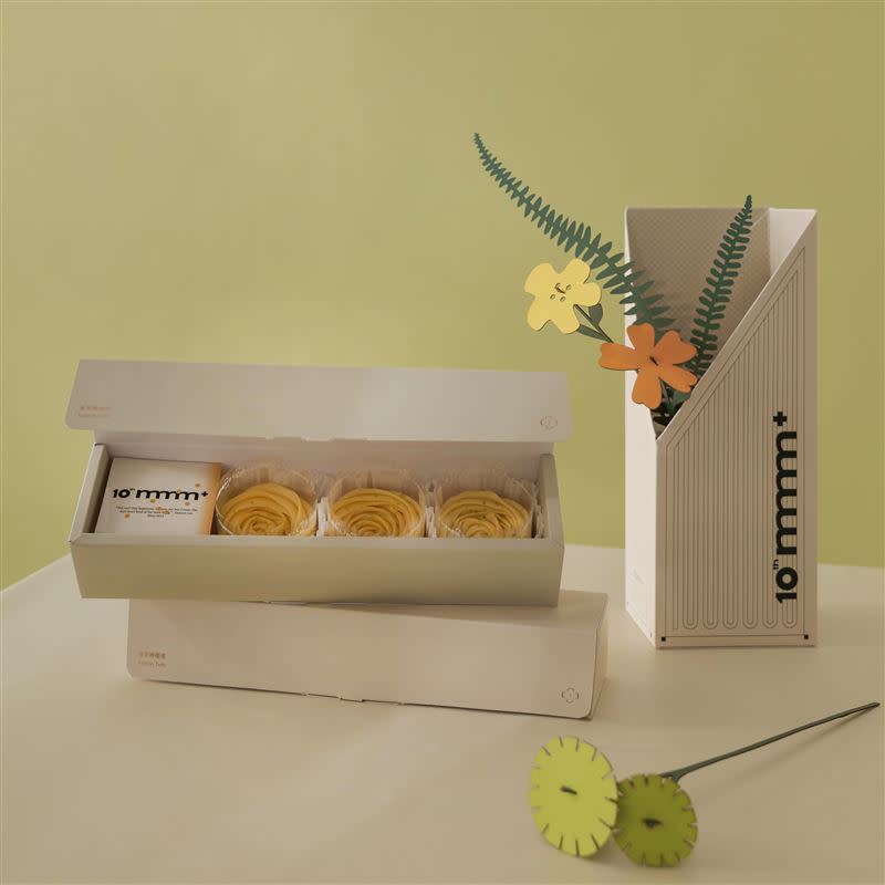creammm.t與剪紙藝術家Wuba合作花器禮盒限定上市，推薦價$580。（圖／品牌業者提供）