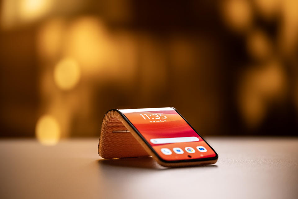 Motorola's Adaptive Display concept showing a display bent like a tent to stand on a table