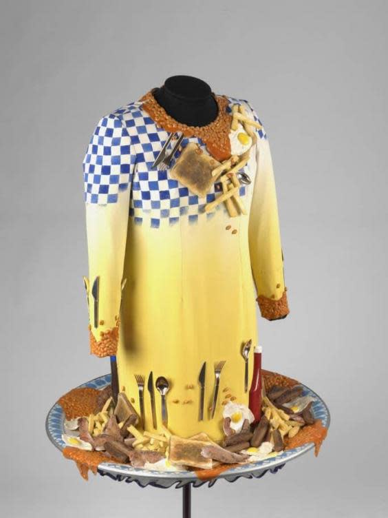 Dame Edna&#39;s Breakfast Dress, designed by Stephen Adnitt and worn by Barry Humphries as Dame Edna Everage in the television programme Dame Edna&#39;s Work Experience 1997 (V&amp;A Museum)