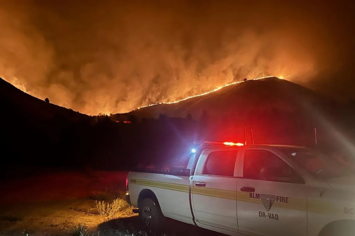 The Durkee Fire in eastern Oregon reached 244,858 acres as of Wednesday morning. The area is expecting hurricane force winds along with thunder and lightning storms Wednesday night.
