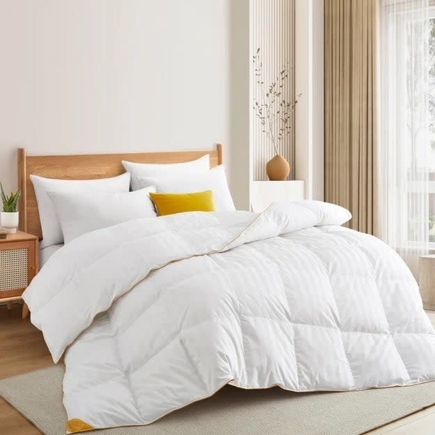 The all season goose down comforter