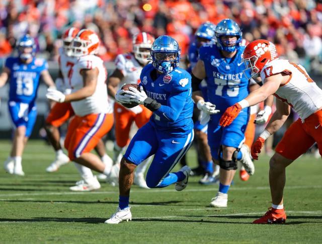 Gator Bowl college football final: Clemson 38, Kentucky 35