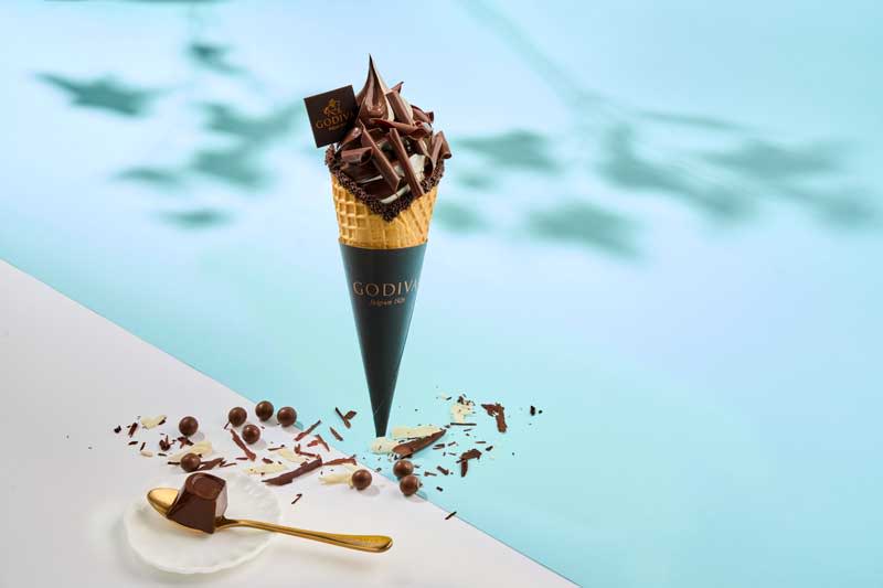 比利時皇室御用巧克力品牌GODIVA睽違四年再度推出限時『霜淇淋買一送一』優惠。（GODIVA提供）