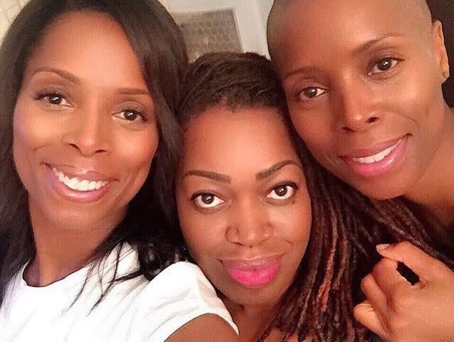 <p>Sidra Smith Instagram</p> Tasha and Sidra Smith with their sister Che.