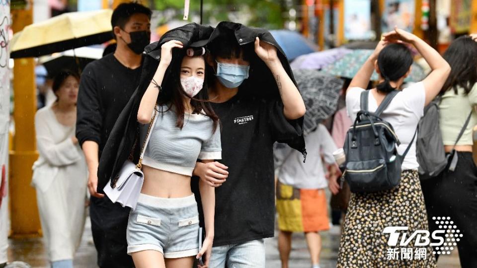 週四起雨勢擴大。（圖／胡瑞麒攝）