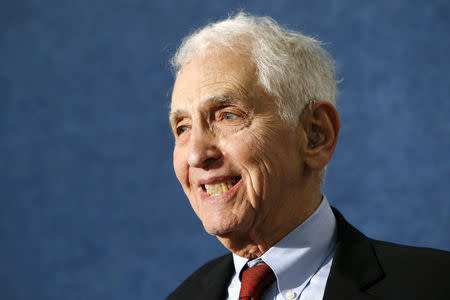 FILE PHOTO: Pentagon Papers whistleblower Daniel Ellsberg participates in a news conference held by the whistleblower group ExposeFacts.org at the National Press Club in Washington April 27, 2015. REUTERS/Jonathan Ernst/File Photo