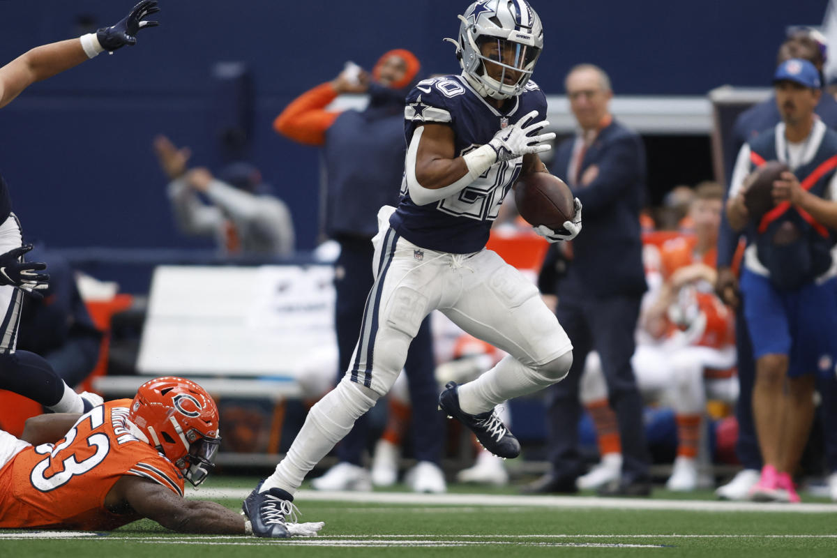 Cowboys' Tony Pollard Has Career Day vs. Bears