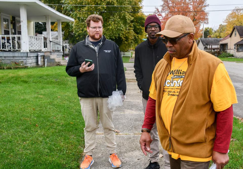 At the Laborers Local 1112 union hall, UnoBlessed, executive director of the Indiana AFL-CIO, shows Muncie City Council candidate William McIntosh how to navigate the canvassing route of UAW households on Saturday, Oct. 28, 2023.