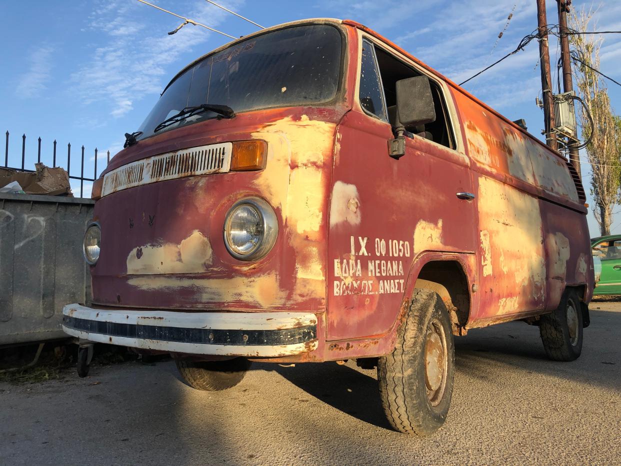 <p>Free expression: an ancient VW van along the road to Poros</p> (Simon Calder)