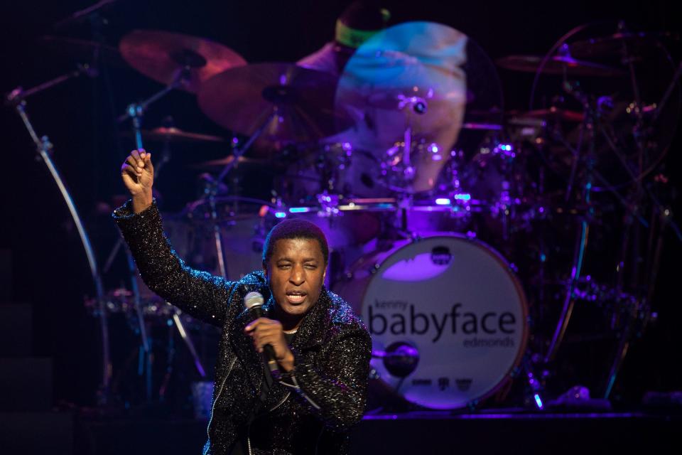 Scenes from Babyface’s performance at Fox Theatre on Wednesday, April 27, 2022. 