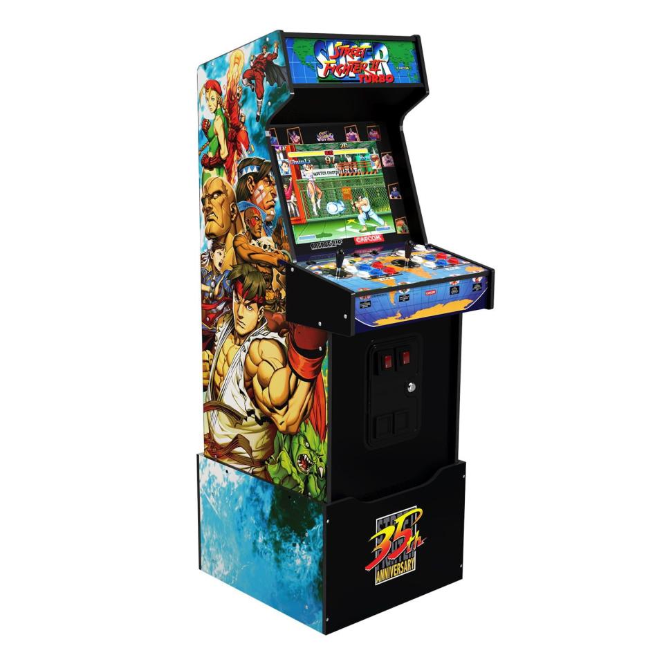 Capcom Legacy 35th Anniversary Arcade Shinku Hadoken Edition