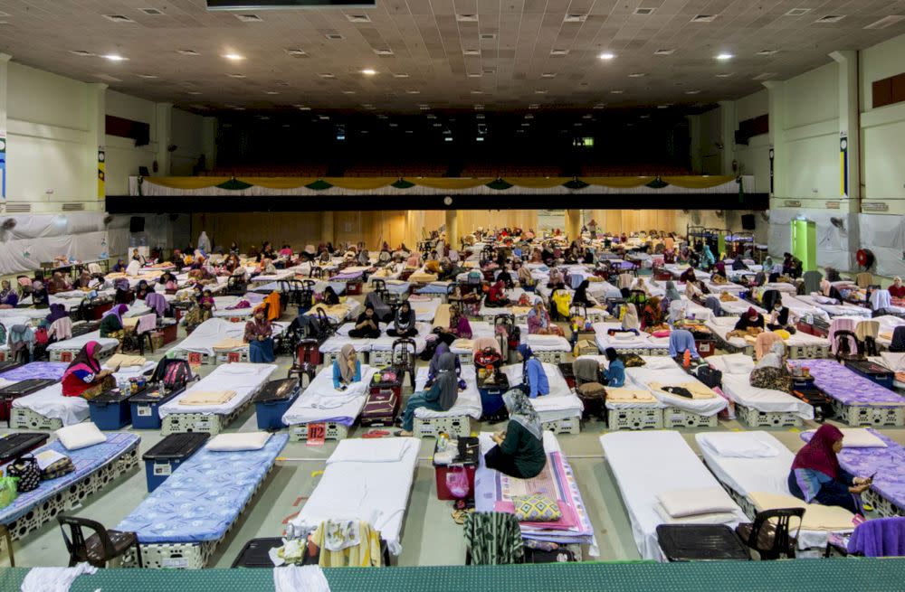 Some of the patients who tested positive for Covid-19 at the Pengkalan Chepa Kelantan Islamic Rehabilitation Centre (PUTIK), Kota Baru, May 13, 2021. — Bernama pic