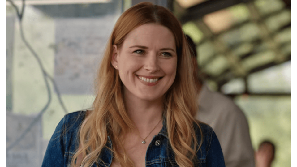 Alexandra Breckenridge as Mel in Virgin River