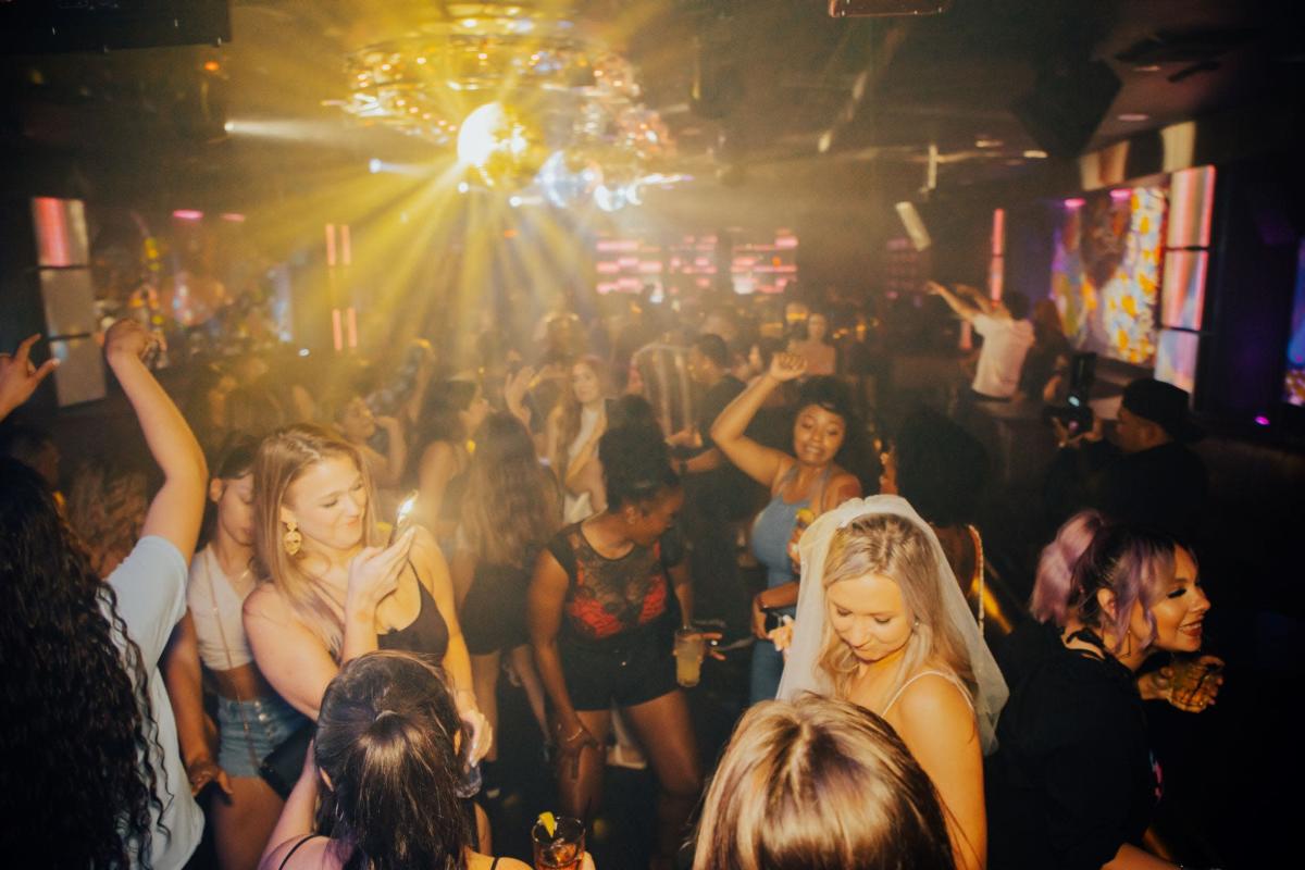 Palm Springs-area nightlife scene gets a glimpse of life with 2 new ...