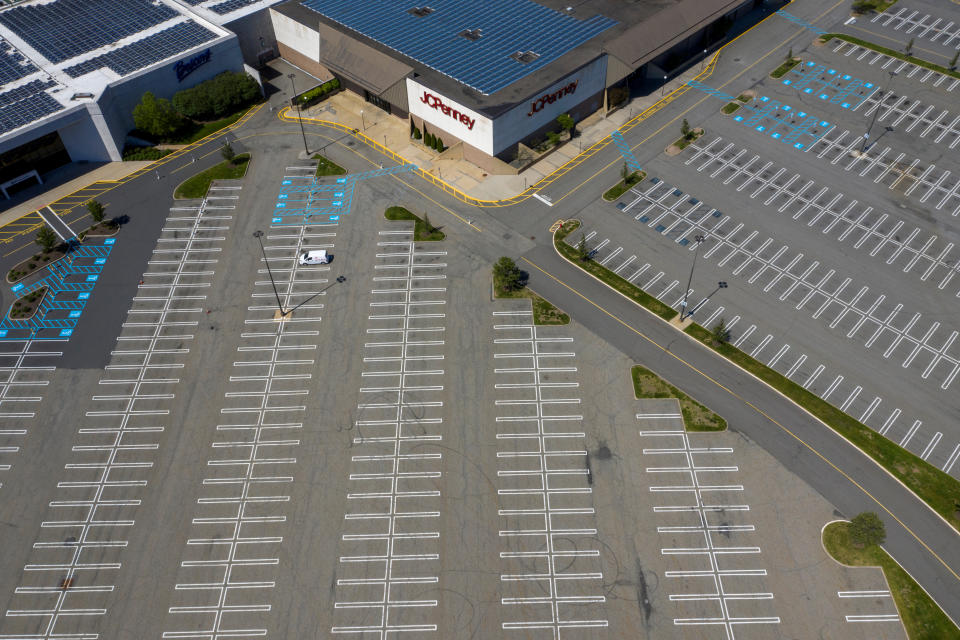 A JC Penney department store seen above empty parking lots at Woodbridge Center Mall that remains closed due to the ongoing outbreak of the coronavirus disease (COVID-19) in Woodbridge Township, New Jersey U.S., May 21, 2020. REUTERS/Lucas Jackson 