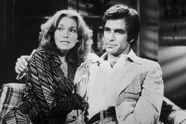 <p>AGIP/RDA/Everett</p> Jaime Lyn Bauer and Tom Selleck on 'The Young and the Restless'