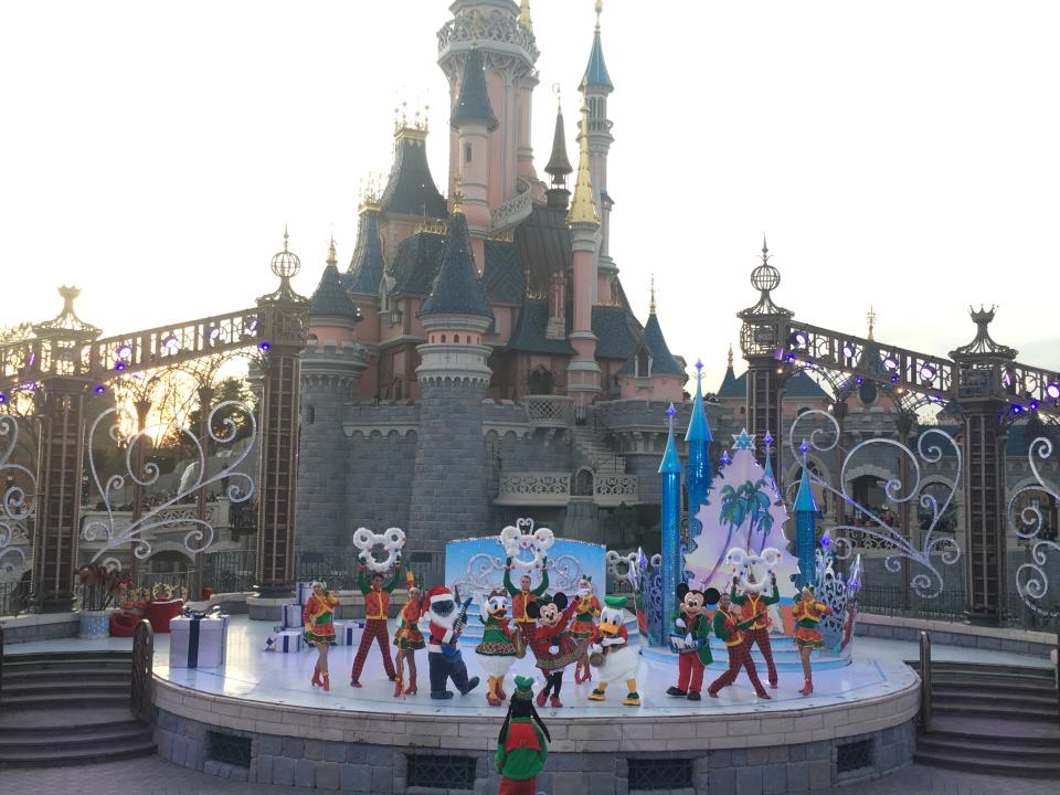 Magische Weihnachten im DisneylandParis (Bild: Anne Borchardt)