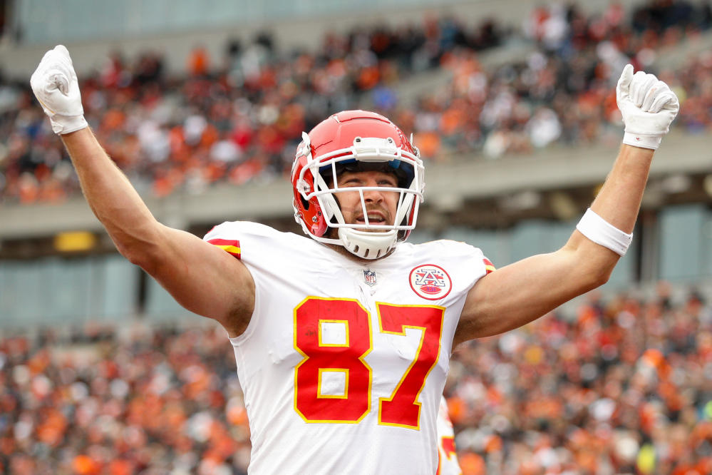 Tight end rankings for top 32 NFL TEs heading into 2022 led by Travis Kelce  and Mark Andrews