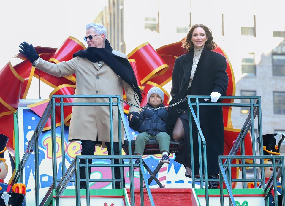 Katharine McPhee and David Foster’s 3-Year-Old Son Plays Drums Onstage During Their Performance