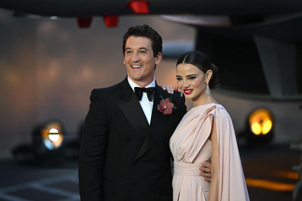 Miles Teller and his wife Keleigh Sperry in 2022