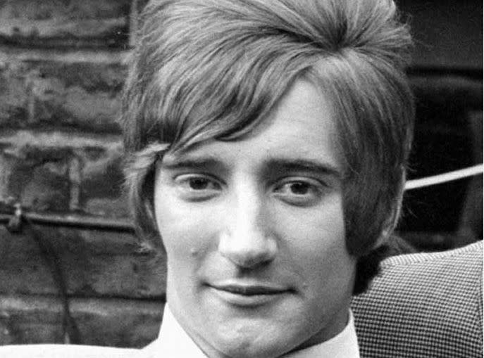 Rod Stewart – worked as a gravedigger